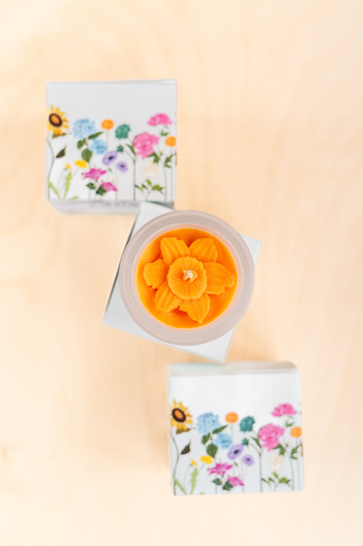 Daffodil Flower Top Candle - Eco-Friendly