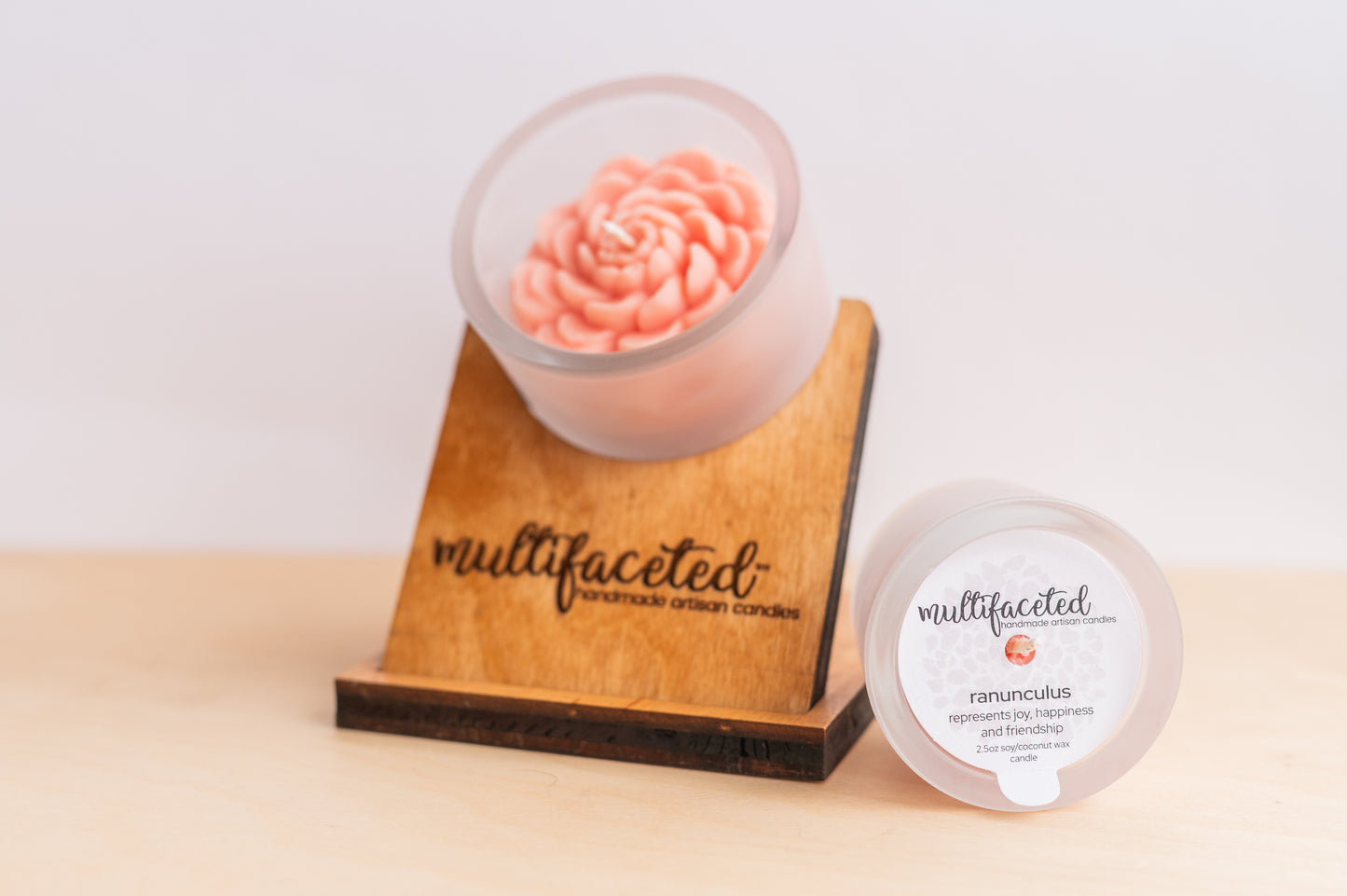 Ranunculus Flower Top Candle - Eco-Friendly