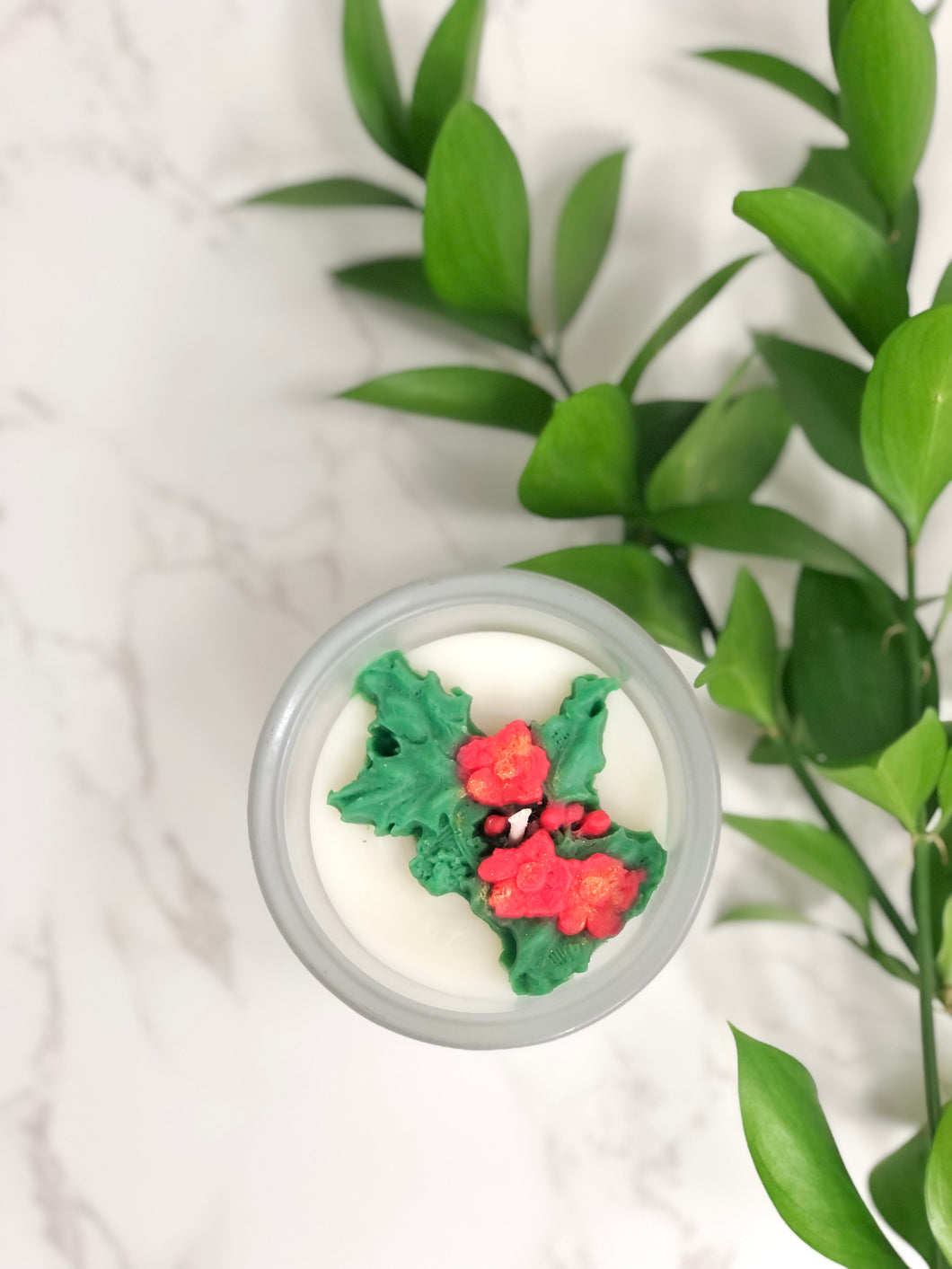 Holly - Christmas Scent Candle - Eco-Friendly