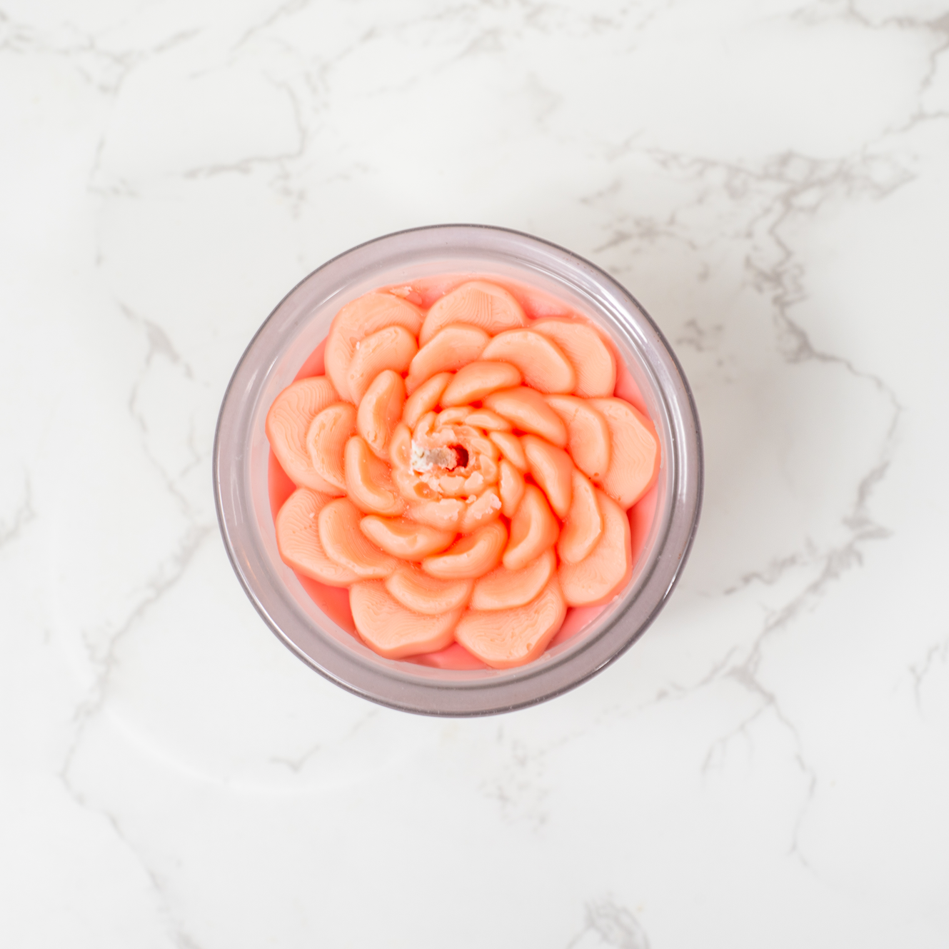 Ranunculus Flower Top Candle - Eco-Friendly