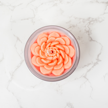 Load image into Gallery viewer, Ranunculus Flower Top Candle - Eco-Friendly
