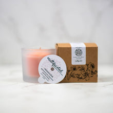 Load image into Gallery viewer, Ranunculus Flower Top Candle - Eco-Friendly
