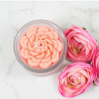 Ranunculus Flower Candle
